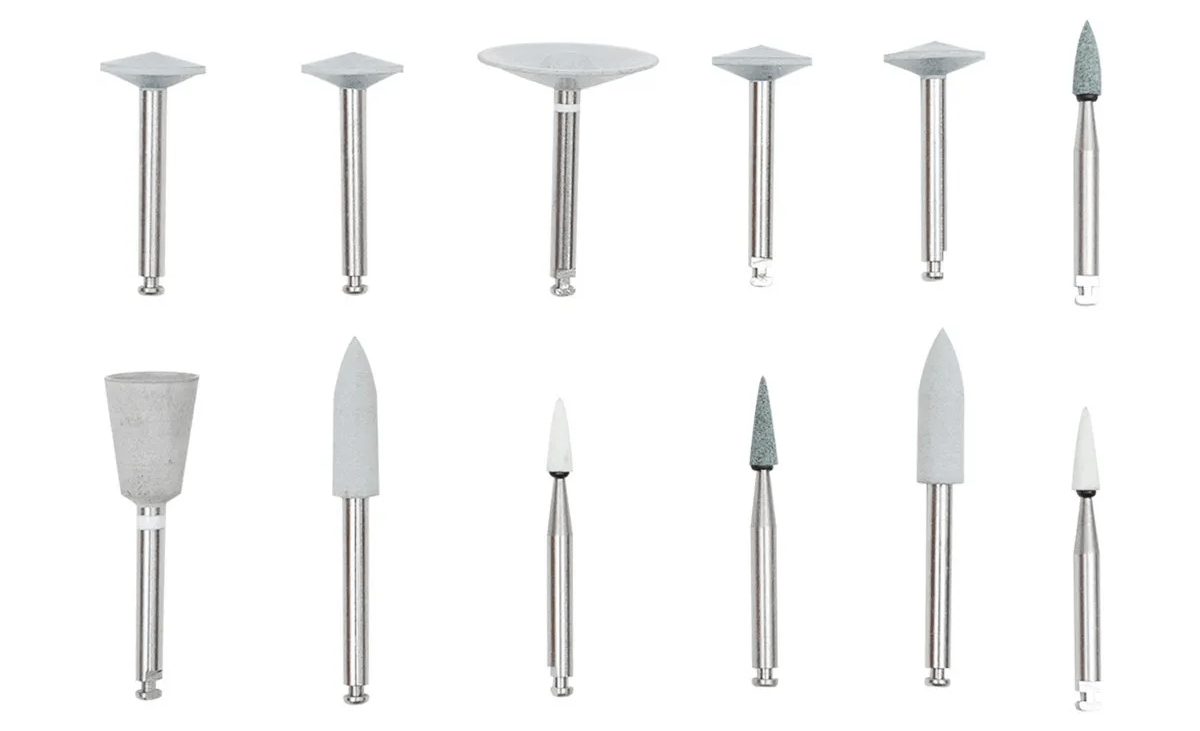 پالیش کامپوزیت دندان چیست؟ ابزارهای پالیش کامپوزیت - دندونیا | فروشگاه تخصصی تجهیزات و مواد دندانپزشکی 🦷 ابزارهای مورد استفاده برای پالیش کردن دندان بعد از کامپوزیت